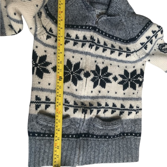 Aritzia TNA Lambswool Knit Sweater – tag Large (Fits Women’s S) - Picture 5 of 5